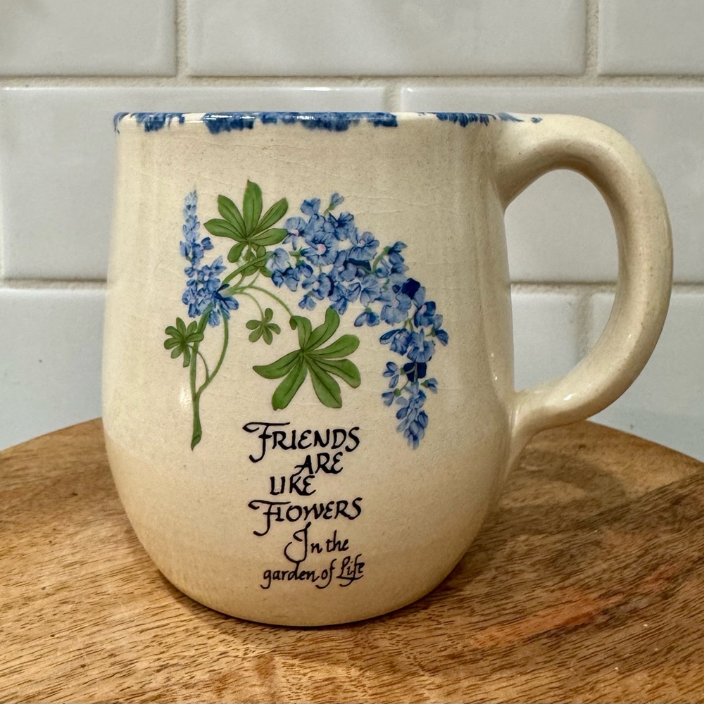Yesteryear’s Hand Turned Sponge Painted Bluebonnet Mug‎